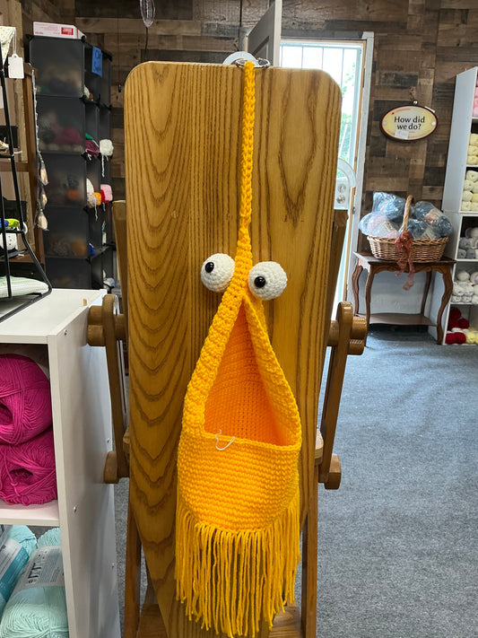 Alien Pouch
