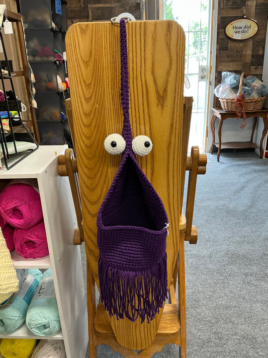 Alien Pouch